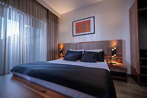 Mari Suites Hotel