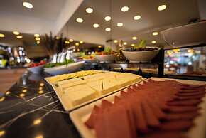 Mari Suites Hotel