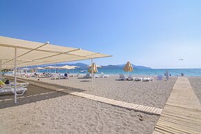 Sunset Beach Club Villas