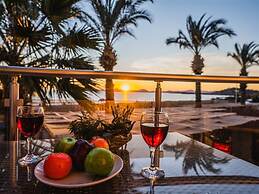 Sunset Beach Club Villas