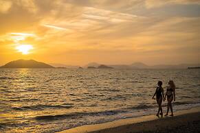 Sunset Beach Club Villas