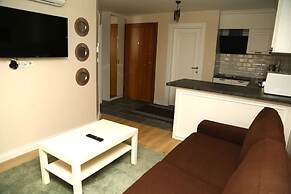 Luxx Suite