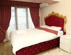Luxx Suite