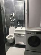 Luxx Suite