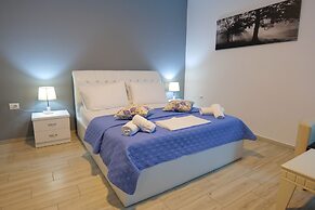 Oceanic Overview Suites