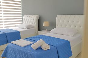Oceanic Overview Suites