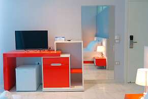Oceanic Overview Suites