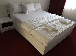 Hotel Camp Karagaq