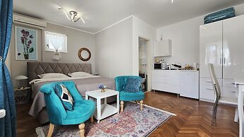 Adria Apartments