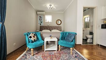 Adria Apartments