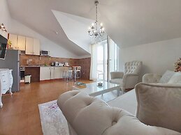 Adria Apartments