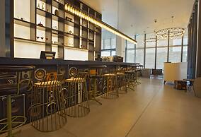 Canopy by Hilton Dubai Al Seef