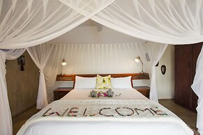 Naledi Game Lodges