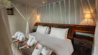 Naledi Game Lodges