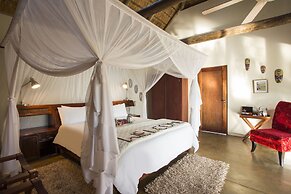 Naledi Game Lodges