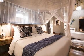 Naledi Game Lodges