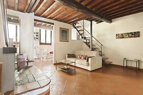 Short-let Florence Apartment Parione
