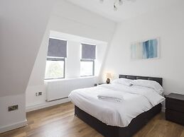 Manhattan Heights 3
