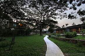 Alongkorn Farm and Resort