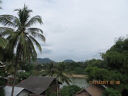 Villa Namkhan River