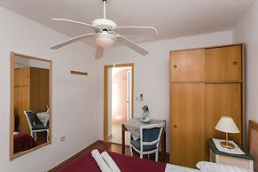 Guest House Kusalo