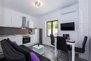 Apartments Villa Roza