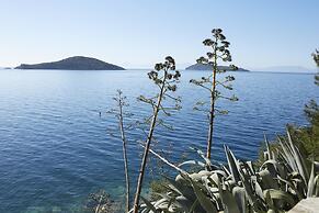 ELIVI Skiathos