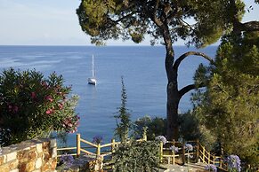 ELIVI Skiathos