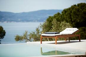 ELIVI Skiathos
