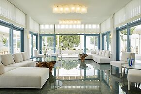 ELIVI Skiathos