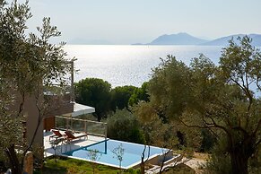ELIVI Skiathos