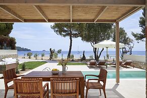 ELIVI Skiathos