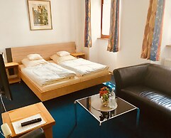 Hotel Weingut Dehren