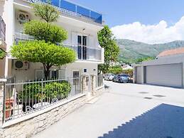 Apartments & Rooms Barisic