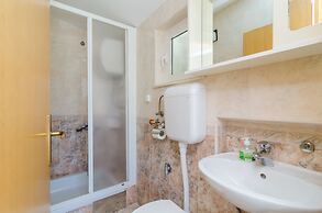 Apartments & Rooms Barisic