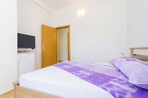 Apartments & Rooms Barisic