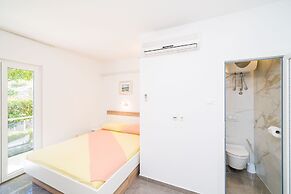 Apartments & Rooms Barisic