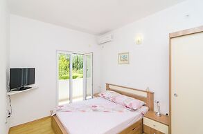 Apartments & Rooms Barisic