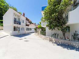 Apartments & Rooms Barisic