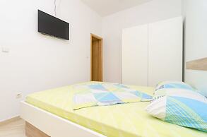 Apartments & Rooms Barisic