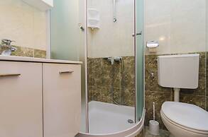 Apartments & Rooms Barisic
