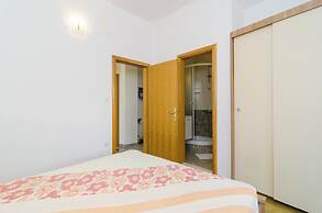 Apartments & Rooms Barisic
