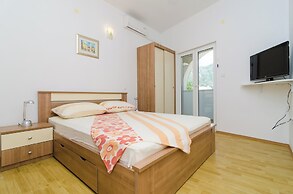 Apartments & Rooms Barisic