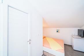 Apartments & Rooms Barisic