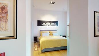 Riva and Diocletian Apartments