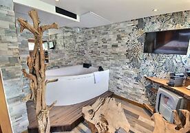 VIP Paris Yacht Hotel