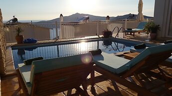 Paradise Kalkan Villalari