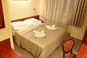 Hotel Centrál