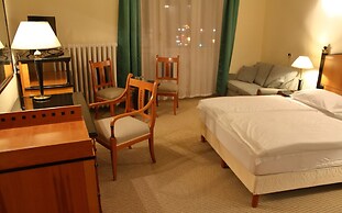 Hotel Centrál