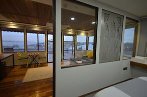 Unver Galata Apart
